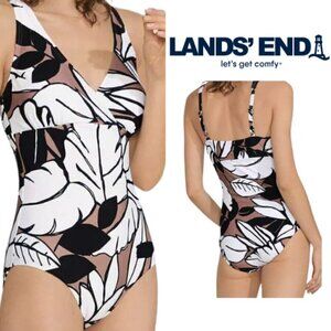 124.🆕Lands' End 6-8 Small Women's Floral Print V-Neck One Piece Swimsuit NWT